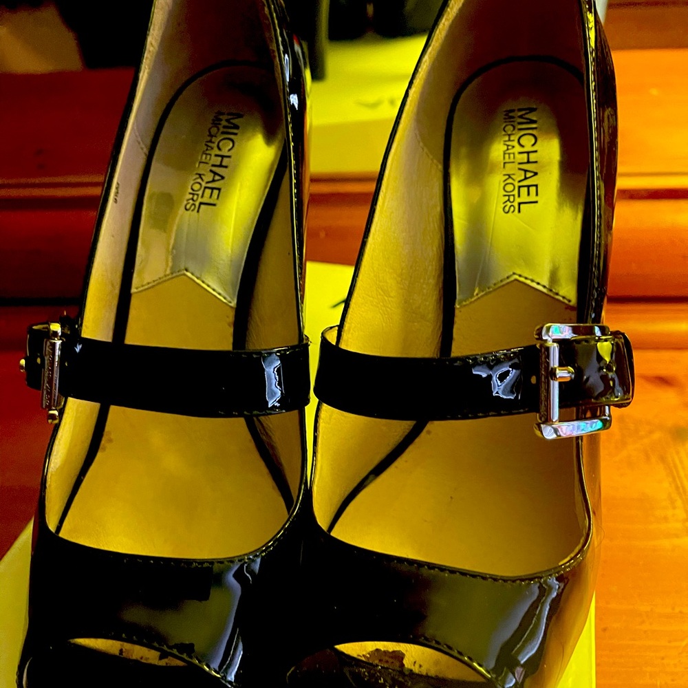 Patent leather Michael Kors heels